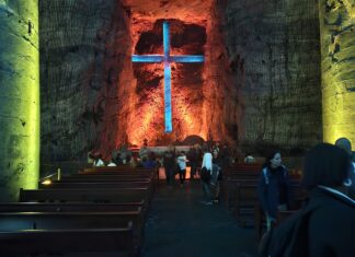 ⛪✨ Descubrí la Maravilla #1 de Colombia: La mágica Catedral de Sal de Zipaquirá 🧂🇨🇴