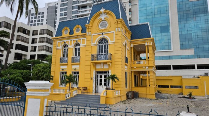 🏛️ Santa Marta: Un viaje entre muros que cuentan historias 🌊✨