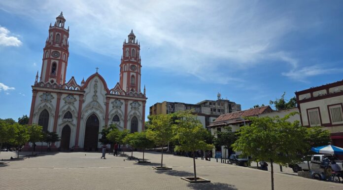 Entre cañones, libros y campanas: un paseo por el alma vieja de Barranquilla