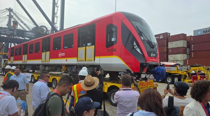 🚆✨ Cartagena fue testigo del histórico arribo del primer tren del Metro de Bogotá